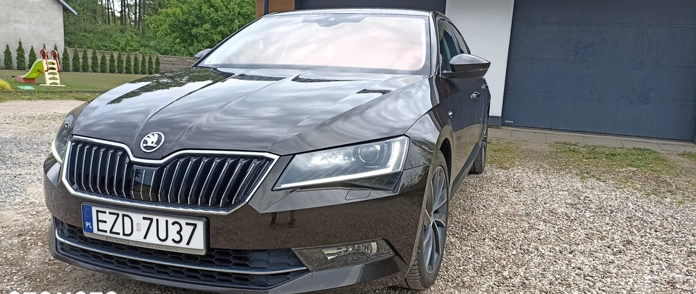 Skoda Superb cena 77000 przebieg: 144000, rok produkcji 2015 z Opole małe 211